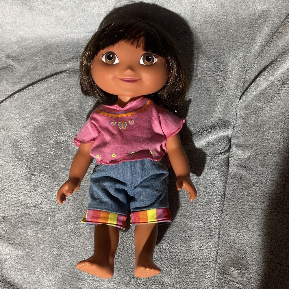 Vintage 2003 Dora The Explorer Doll Nickelodeon